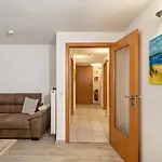 Apartman Helms