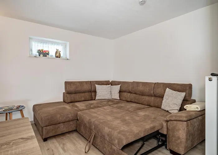 Helms * إيرسكيرش